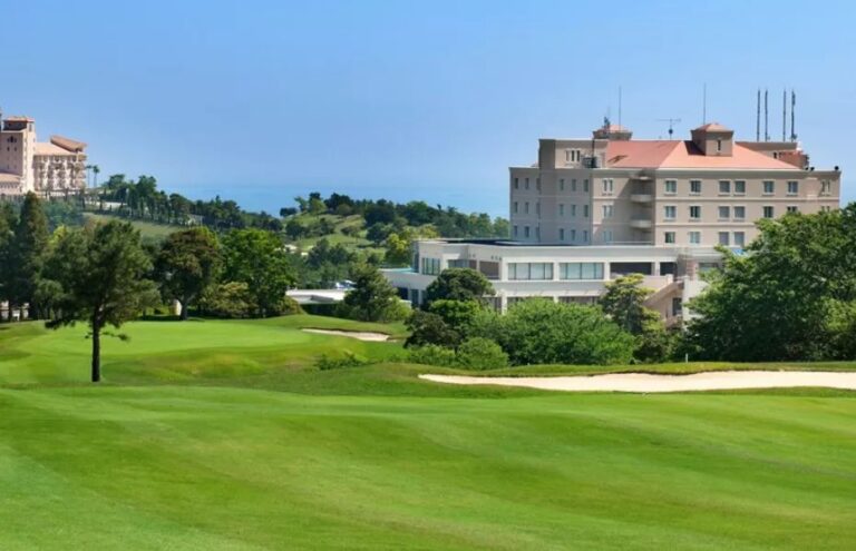 Grandee Naruto Golf Club 36